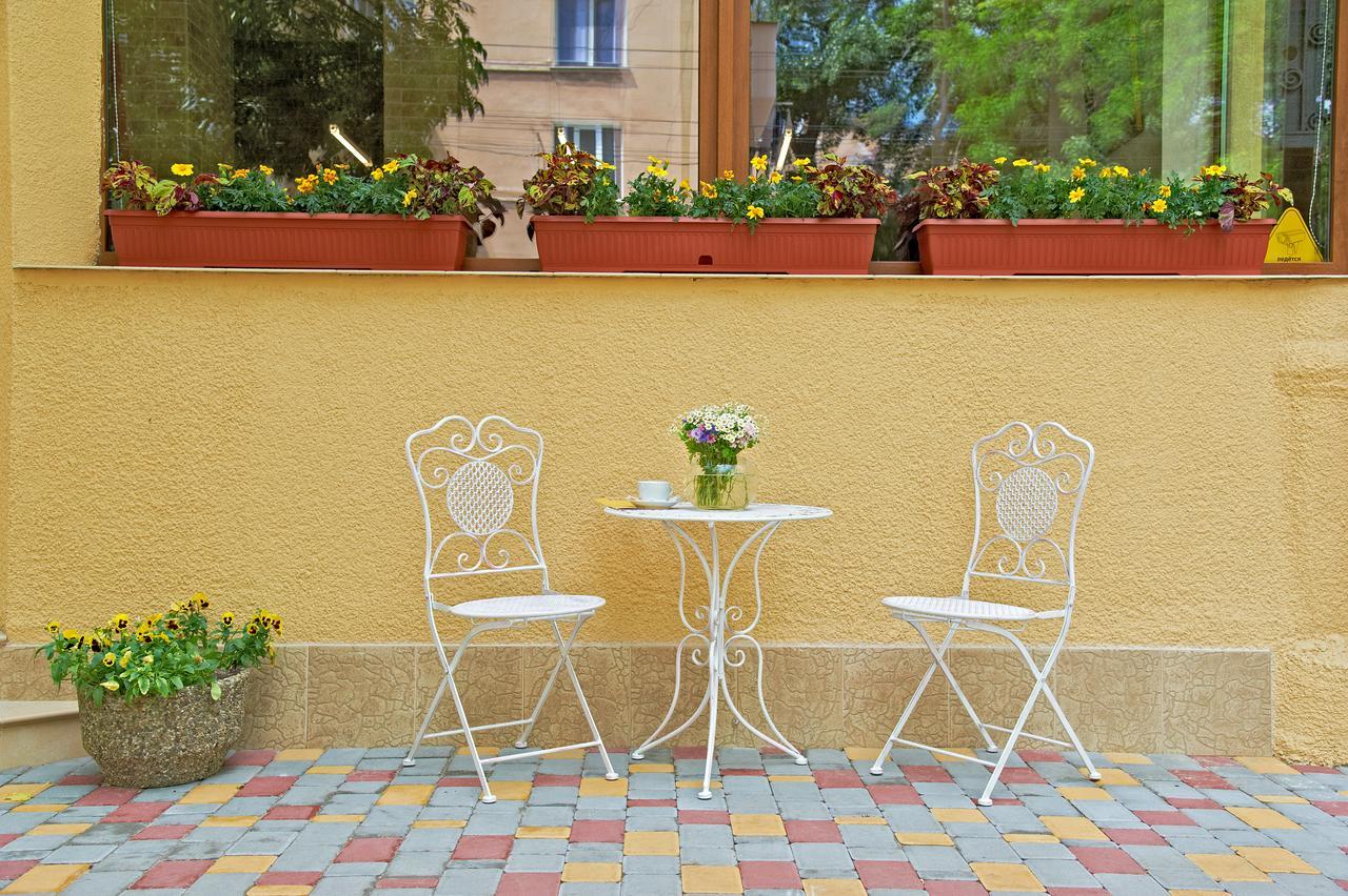Garden Boutique Hotel Odesa Exterior foto